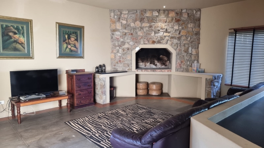 6 Bedroom Property for Sale in Merryhill Eastern Cape